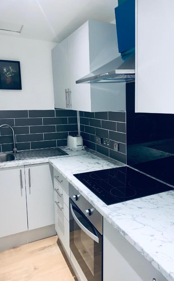Luks Apartments Лондон Экстерьер фото